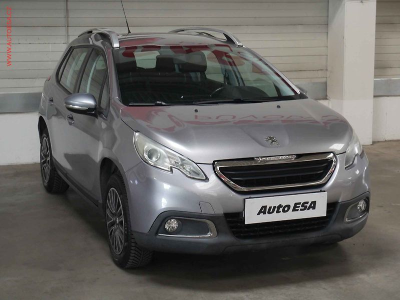 Peugeot 2008 (2016) 1.2PT, 2.maj,ČR, AC, park - fotografie inzerátu