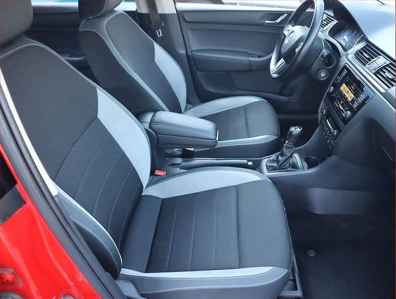 Škoda Rapid (2016) 1.2 TSI, Tempomat - fotka 9 z 18