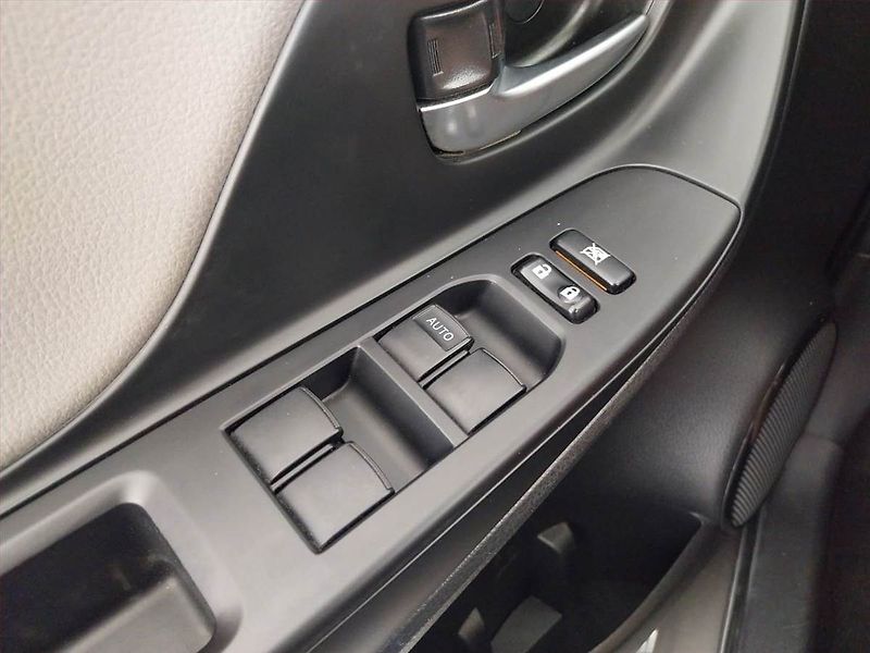 Toyota Yaris (2019) Style 1.5 Hybrid, Automat - fotka 18 z 24