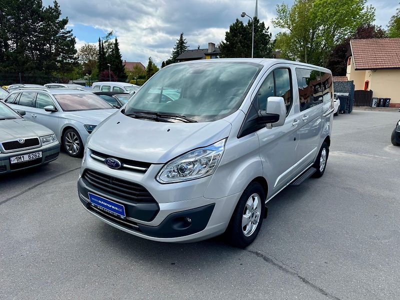 Ford Tourneo Custom (2018) Trend 2.0 TDCI 8 MÍST -CZ- DPH - fotka 2 z 27