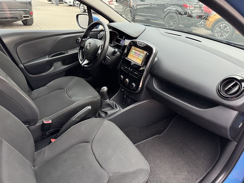 Renault Clio (2013) 1.2i Navi Klima Tempomat BT - fotka 15 z 50