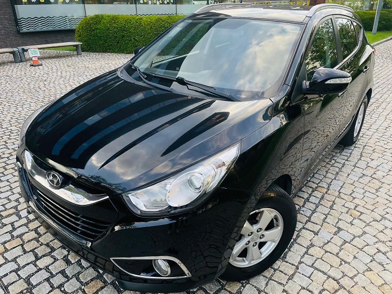 Hyundai ix35 2.0i AUTOMAT VYHŘEV SERVISKA  - fotka 4 z 48