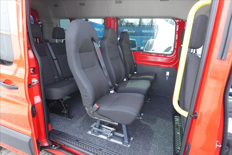 Ford Transit 2,0 TDCI  L3H2 9MÍST BUS KLIMA - fotka 19 z 42