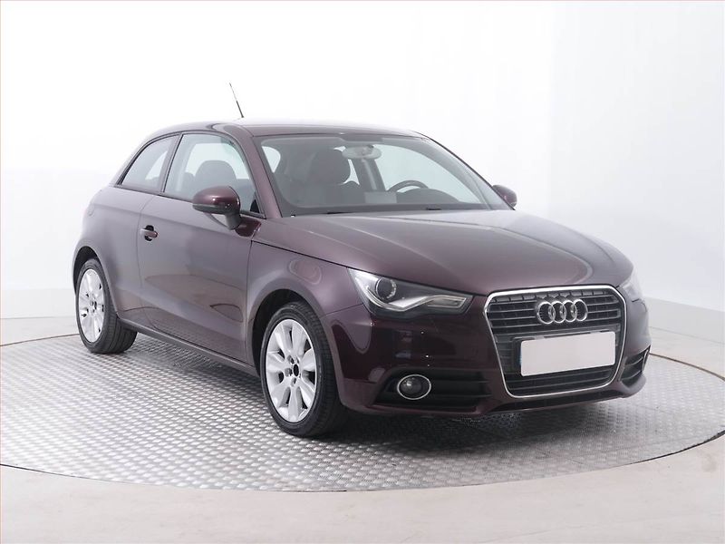 Audi A1 (2011) 1.6 TDI, Serv.kniha, Tempomat - fotka 1 z 17