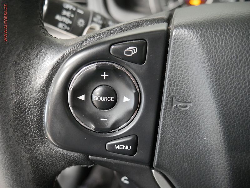Honda CR-V (2017) 1.6 DTEC 4x4, 1.maj,ČR - fotka 19 z 25