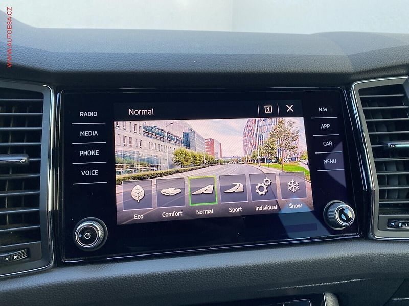 Škoda Kodiaq (2019) 2.0 TSi 4x4, SportLine, DSG - fotka 20 z 20
