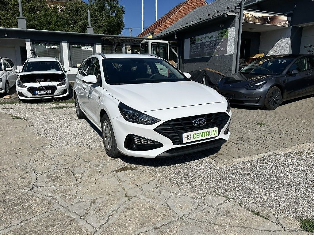 Hyundai i30 1.5 DPI 80kW serviska