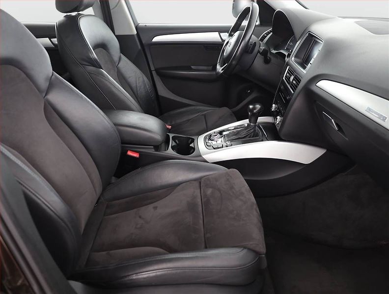 Audi Q5 (2014) 3.0 TDI, Automat, Serv.kniha - fotka 7 z 21