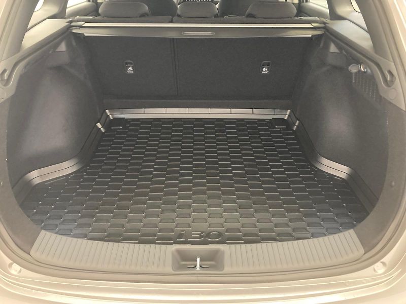 Hyundai i30 WG 1,0 T-GDI MT COMFORT - fotka 9 z 14