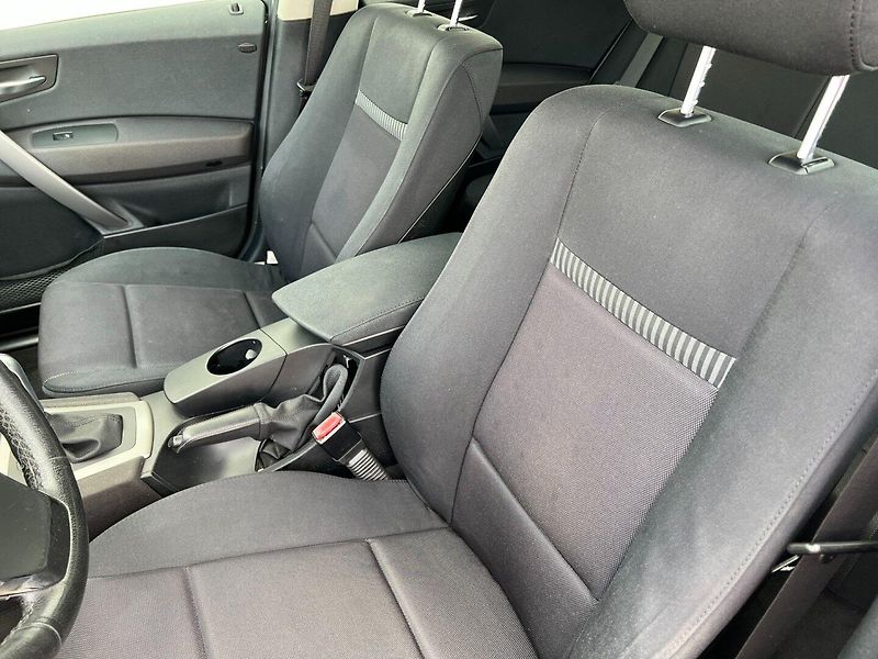BMW X3 (2006) 3.0D 160kW xdrive! Xenony! - fotka 18 z 34