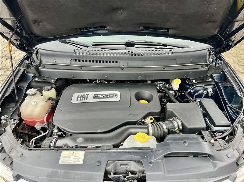 Fiat Freemont 2,0 Mjet URBAN / 7MÍST / - fotka 41 z 43