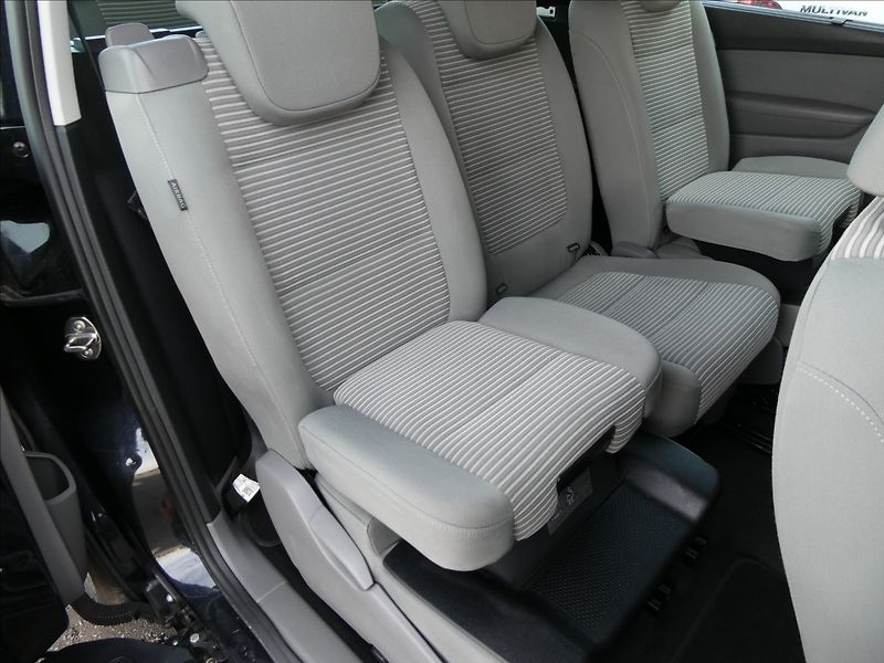 Seat Alhambra 2,0 TDi 103kW 7.míst, serviska - fotka 19 z 39