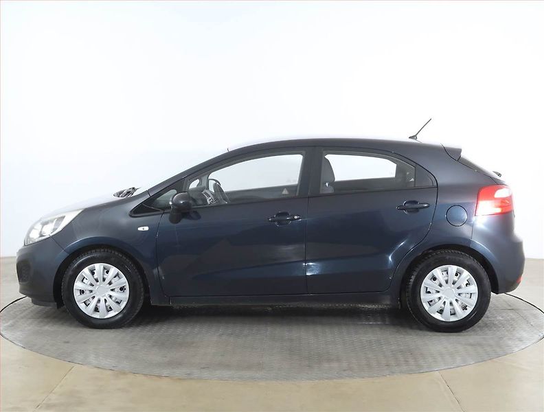 Kia Rio (2014) 1.25 CVVT, Serv.kniha - fotka 3 z 14