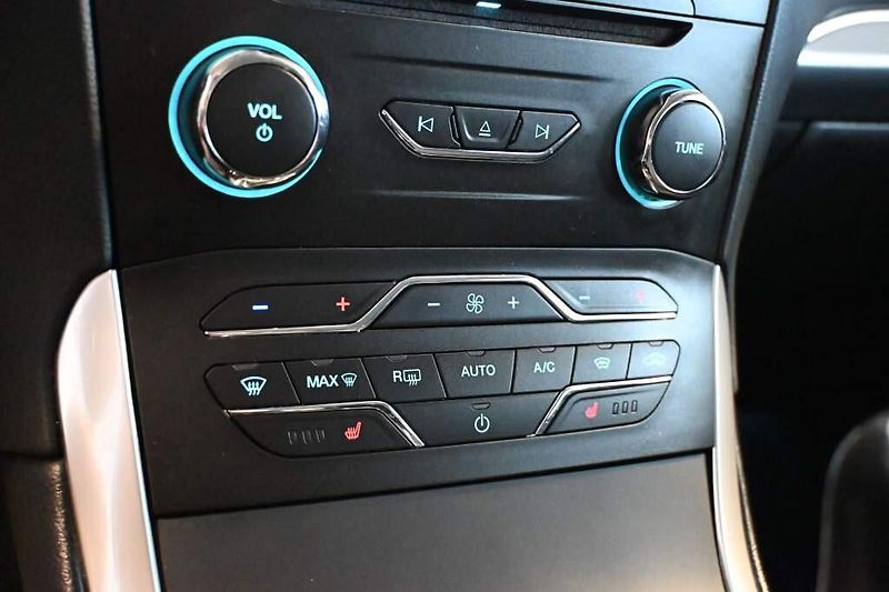 Ford S-MAX (2021) 2.0 WEBASTO Tažné Kamera ECOBL - fotka 18 z 33