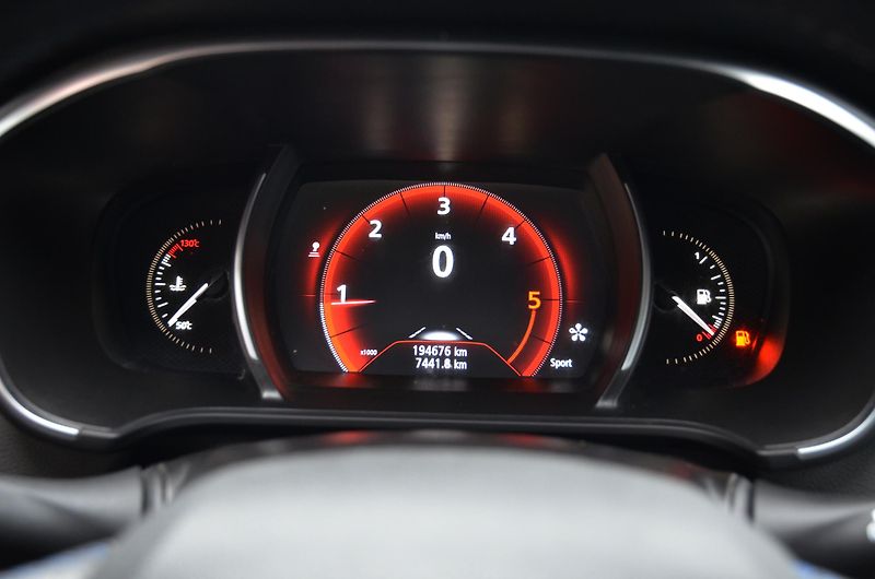 Renault Mégane (2016) 1.6 DCi 96kW GT LINE / LED - fotka 23 z 36