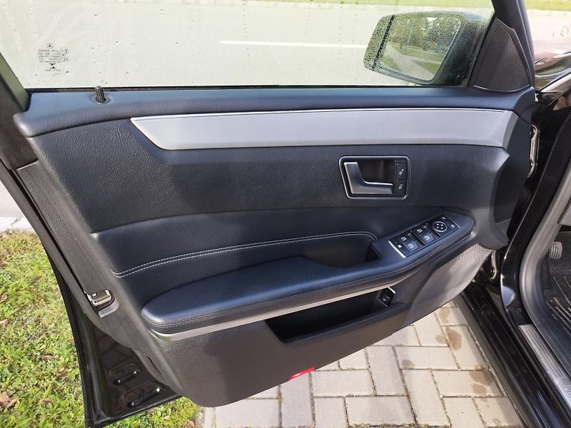 Mercedes-Benz Třídy E E200 NATURAL GAS CNG - fotka 8 z 28