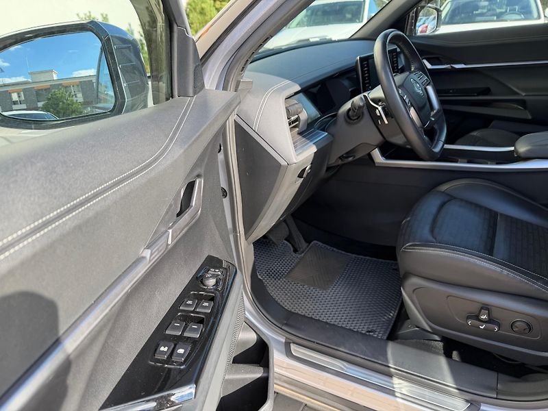 SsangYong Torres (2024) Premium AT - fotka 13 z 17