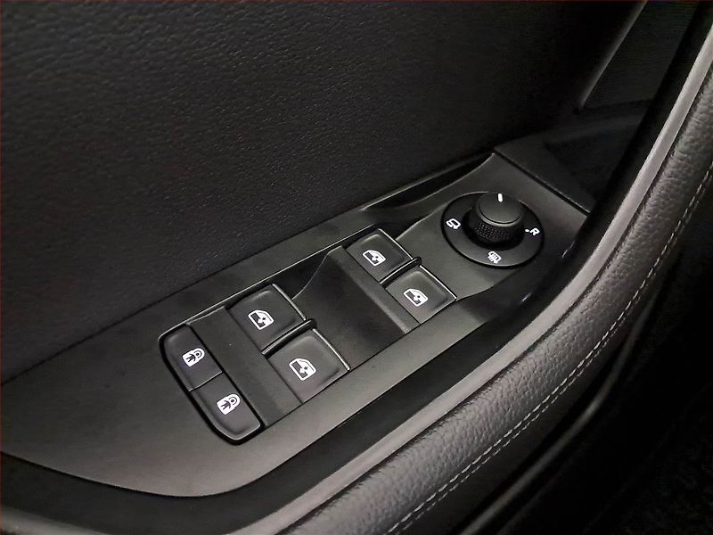Škoda Superb (2021) Laurin&Klement 2.0 TDI - fotka 16 z 21