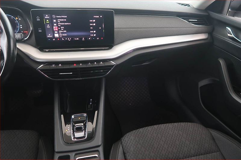 Škoda Octavia (2020) 2.0 TDI, Automat, Serv.kniha - fotka 8 z 16