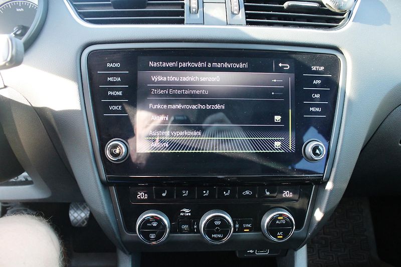 Škoda Octavia (2019) 1,5TSI STYLE LED KLIMA KAMERA - fotka 23 z 28