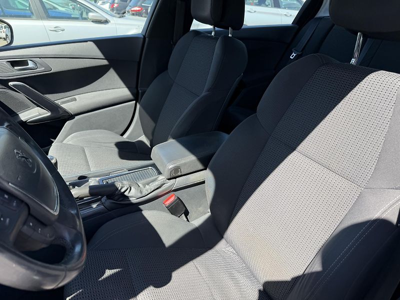 Peugeot 508 1.6 16V - fotka 12 z 19