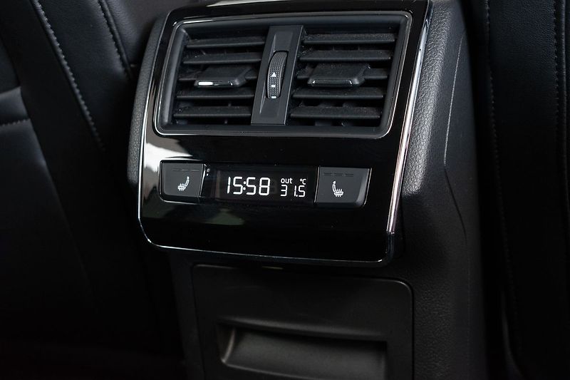Škoda Superb 2.0TDI L&K*4xVÝHŘEV*DPH*ČR 1.M - fotka 13 z 49