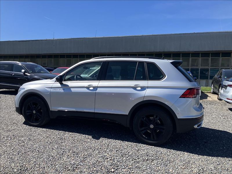 Volkswagen Tiguan 2,0 URBAN SPORT,4MOTION,TAŽNÉ - fotka 3 z 27