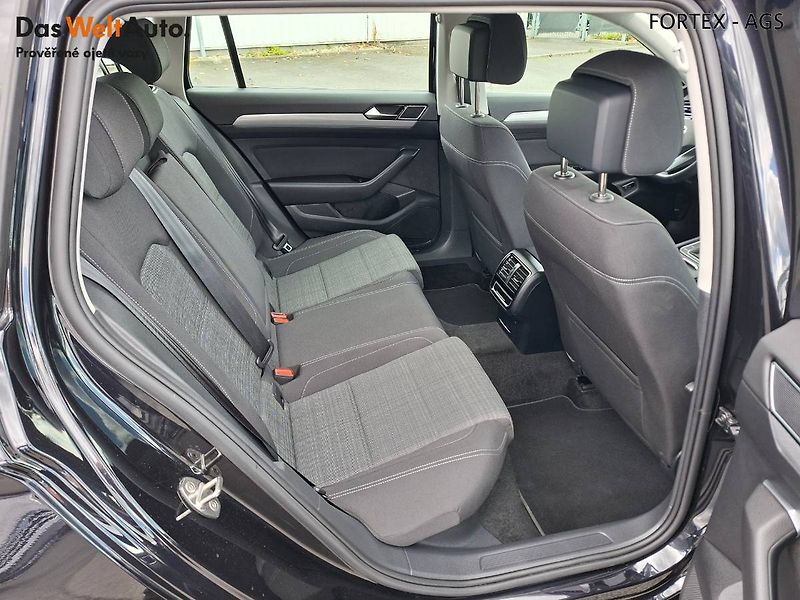 Volkswagen Passat (2022) Variant, 2.0 TDI,110kW,Busines - fotka 14 z 27