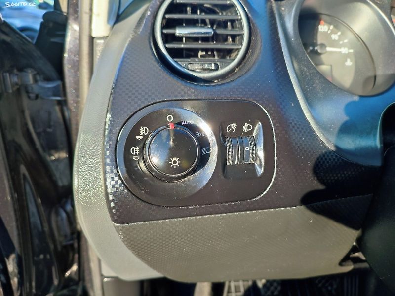 Seat Altea (2008) - fotka 28 z 37