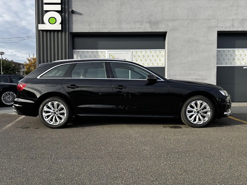 Audi A4 (2024) Avant Advanced 35 2.0 TFSI - fotka 2 z 13