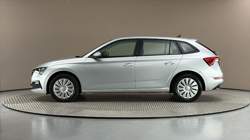 Škoda Scala 1.0 TSI Ambition - fotka 4 z 23