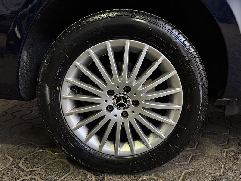 Mercedes-Benz Vito 119CDI 4MATIC MIXTO XL - fotka 36 z 37