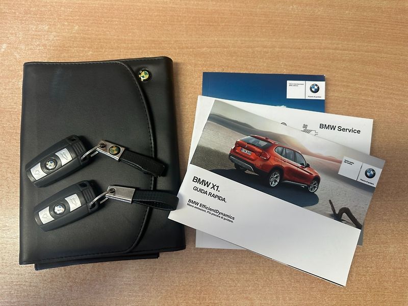 BMW X1 2.0D SDrive/Automat/95tisKM - fotka 27 z 27