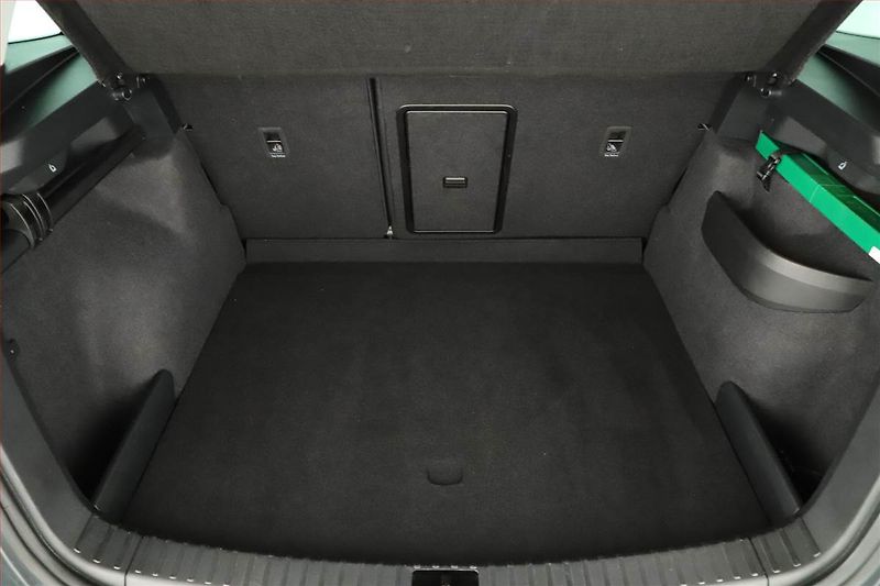 Škoda Karoq (2024) Fresh 2.0 TDI - fotka 11 z 18