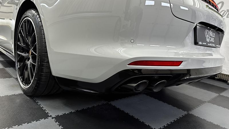 Porsche Panamera TURBO S E-HYBRID 700 koní - fotka 8 z 51