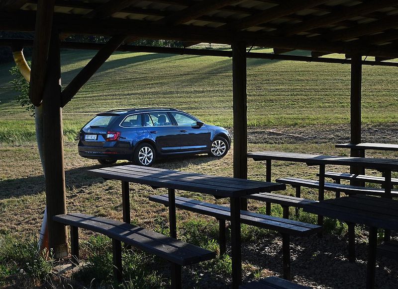 Škoda Octavia (2018) 4x4, 2.0TDI, - fotka 8 z 8