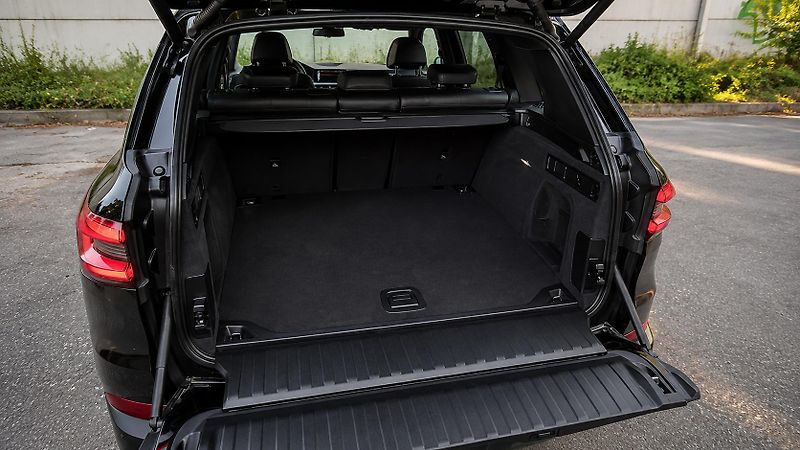 BMW X5 (2022) 30d M paket | 1. maj. - fotka 37 z 39