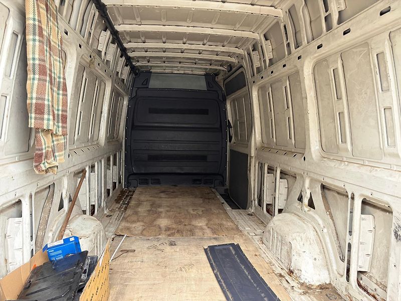 Volkswagen Crafter (2006) CRAFTER 2.5.TDI,100KW,MAXI - fotka 14 z 21