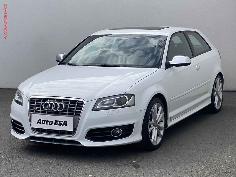 Audi S3 (2011) 2.0 TFSi Quattro, Bixen, šíbr - fotka 3 z 15
