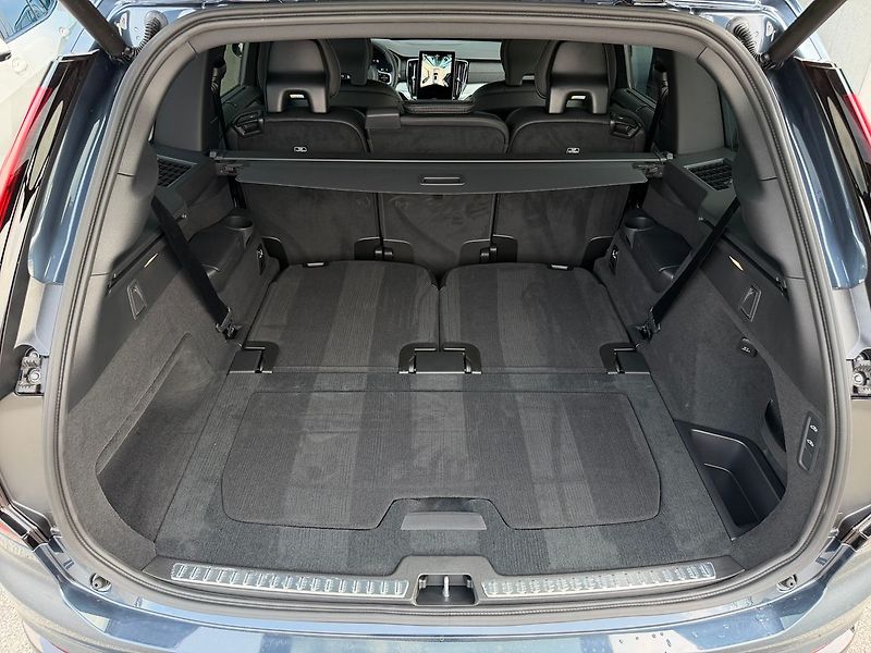 Volvo XC90 B5 PLUS Black Edition, Vzduch - fotka 15 z 25