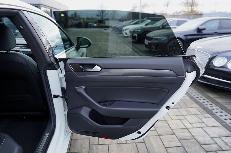 Volkswagen Arteon 2.0 TDI/4Motion/DSG/R-line - fotka 19 z 40