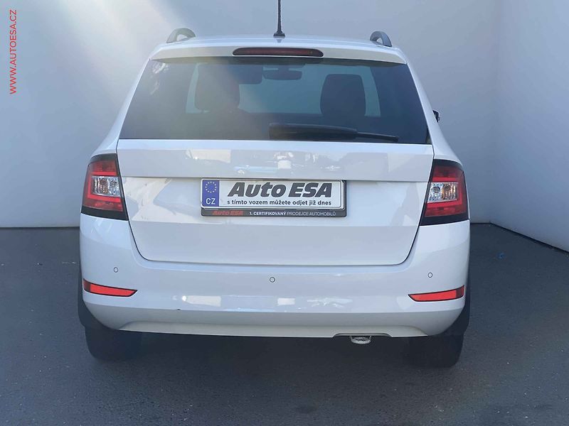 Škoda Fabia (2022) 1.0 TSi, 1.maj,ČR, Ambition - fotka 5 z 18