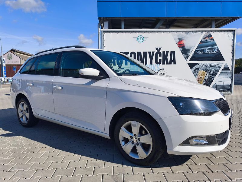 Škoda Fabia (2018) 1.2TSI, park.senzor, výhřev - fotka 8 z 21