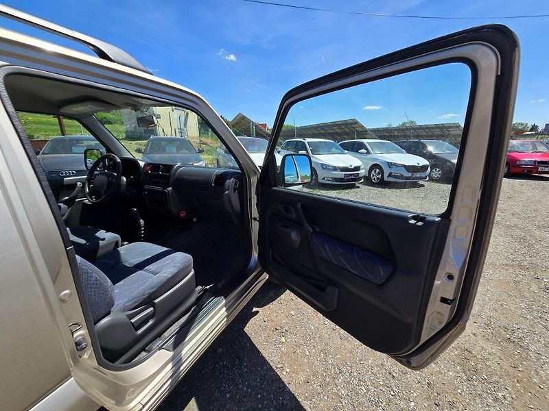 Suzuki Jimny (2008) 1.3 60KW 4x4 tažné,nová STK - fotka 16 z 20