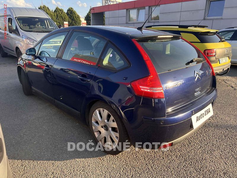 Citroën C4 (2005) 1.6VTi, ČR, servis.kniha - fotka 2 z 3