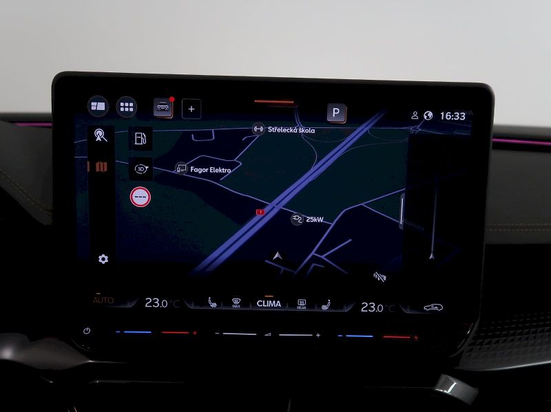 Cupra Leon (2025) 1.5eTSI 110KW DSG - fotka 33 z 41