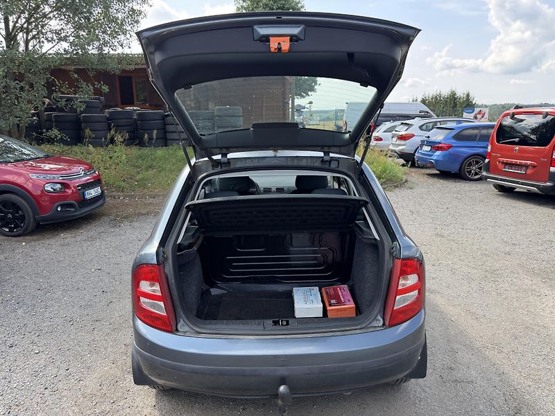 Škoda Fabia 1.2i - fotka 7 z 16
