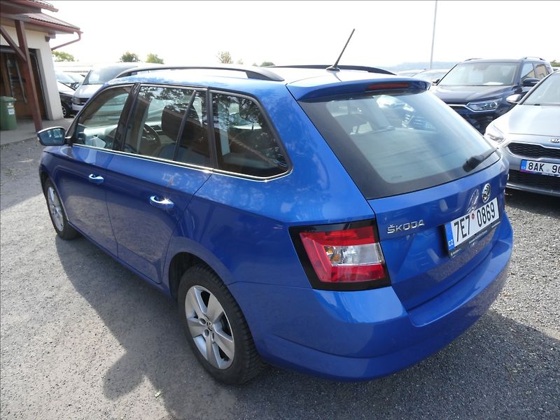 Škoda Fabia 1,0 TSi 81kW STYLE,ČR,navigace - fotka 7 z 39