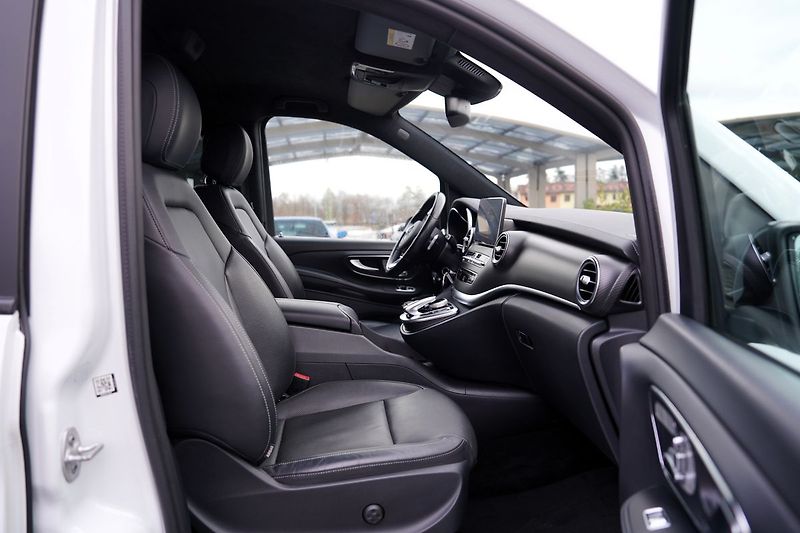 Mercedes-Benz Třídy V V 250d L 4Matic Exclusive AMG - fotka 25 z 50