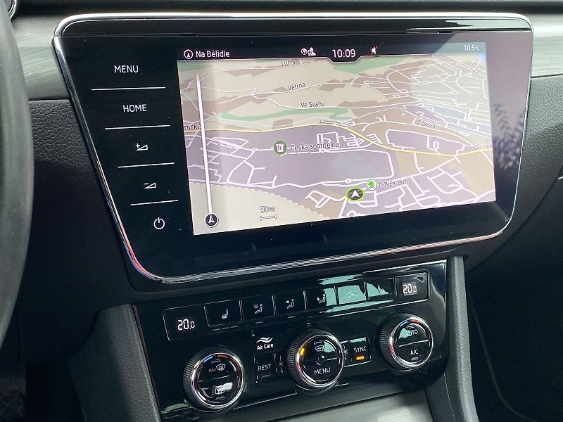 Škoda Superb (2021) 2.0 TDI DSG Style - fotka 16 z 35